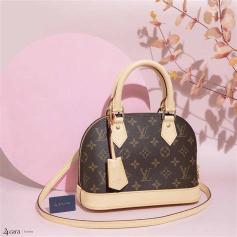 sac alma louis vuitton|alma mm monogram canvas handbags.